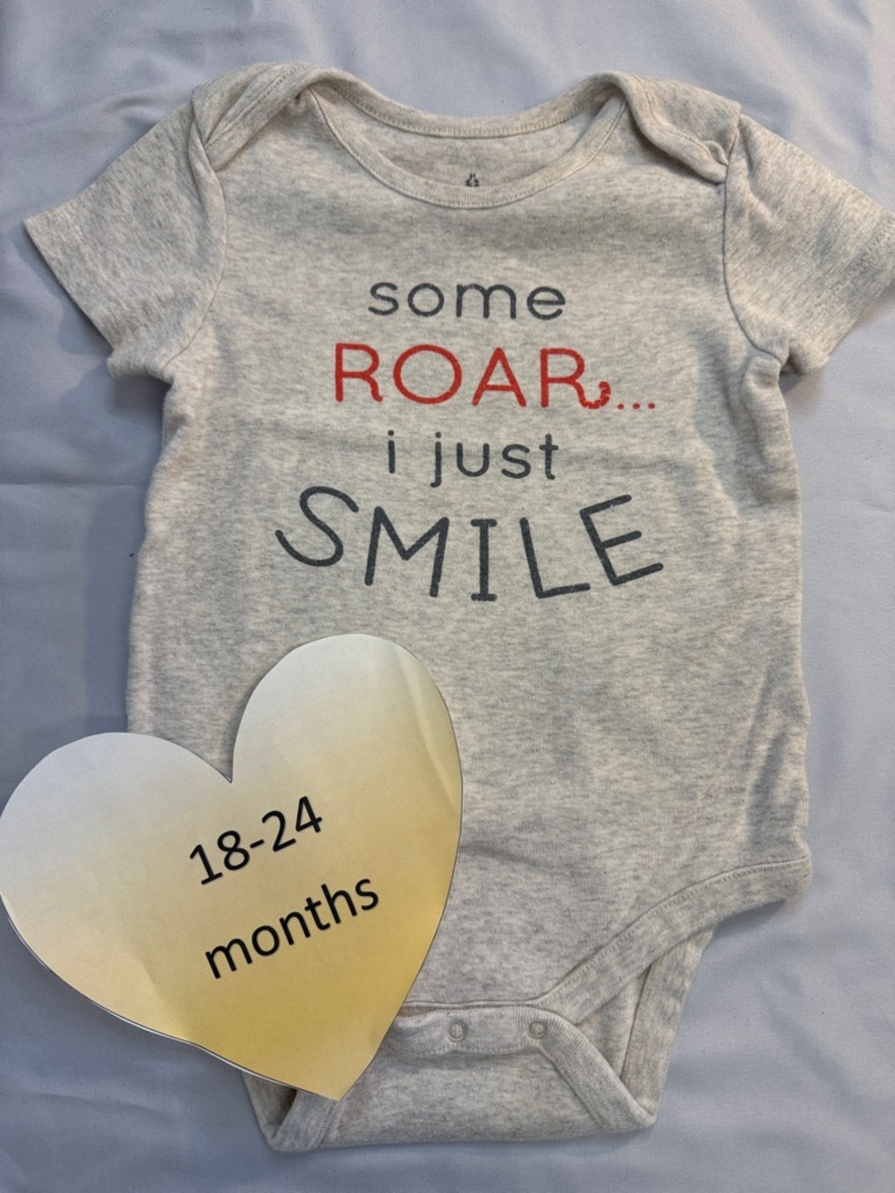 GAP - Grey Short sleeve Bodysuit Onesie shirt with Red and Black Text
